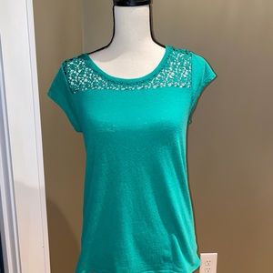 Lace detail top